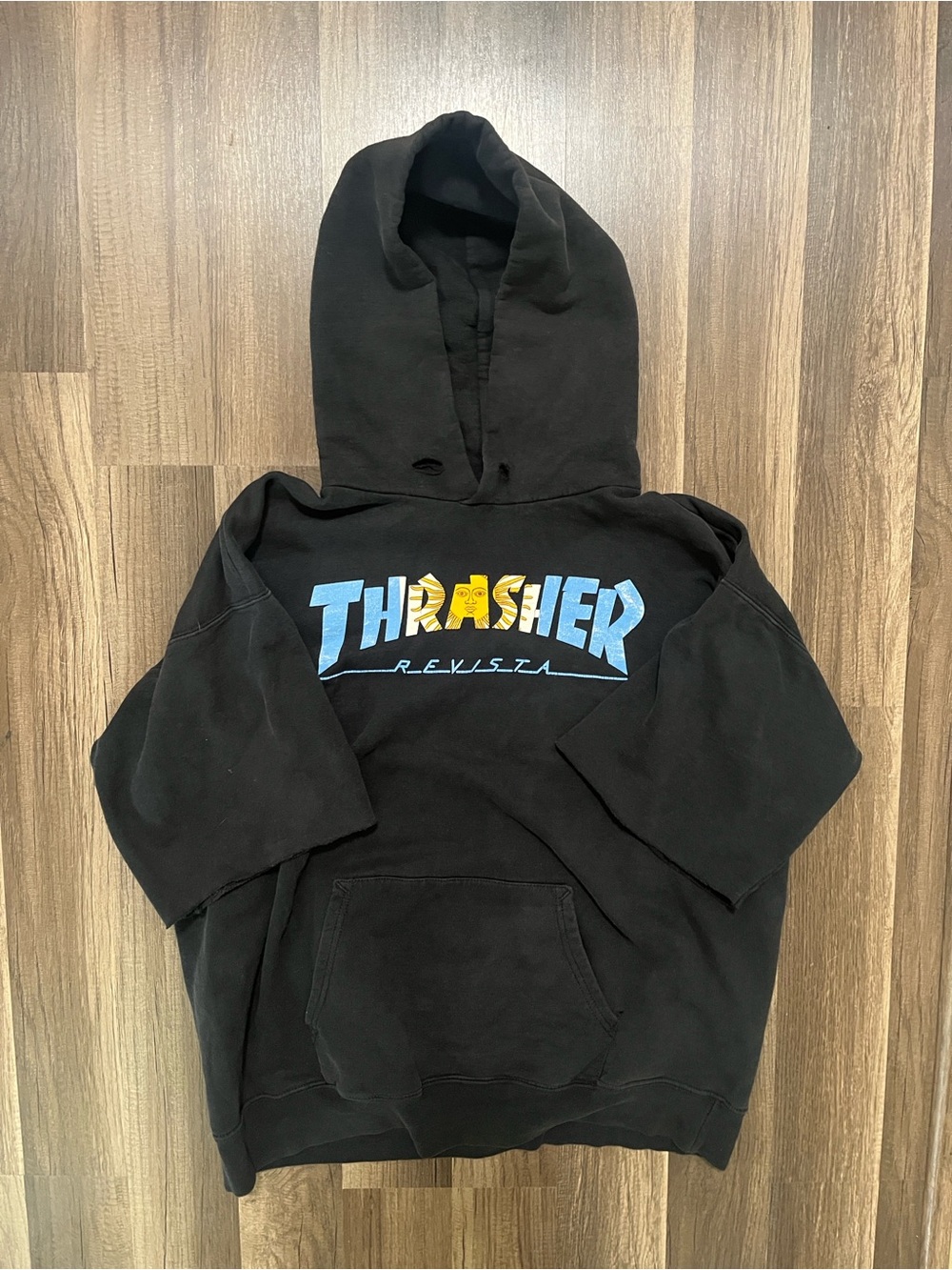 THRASHER Skateboarding Pullover Hoodie Mens Black Medium Short Sleeve